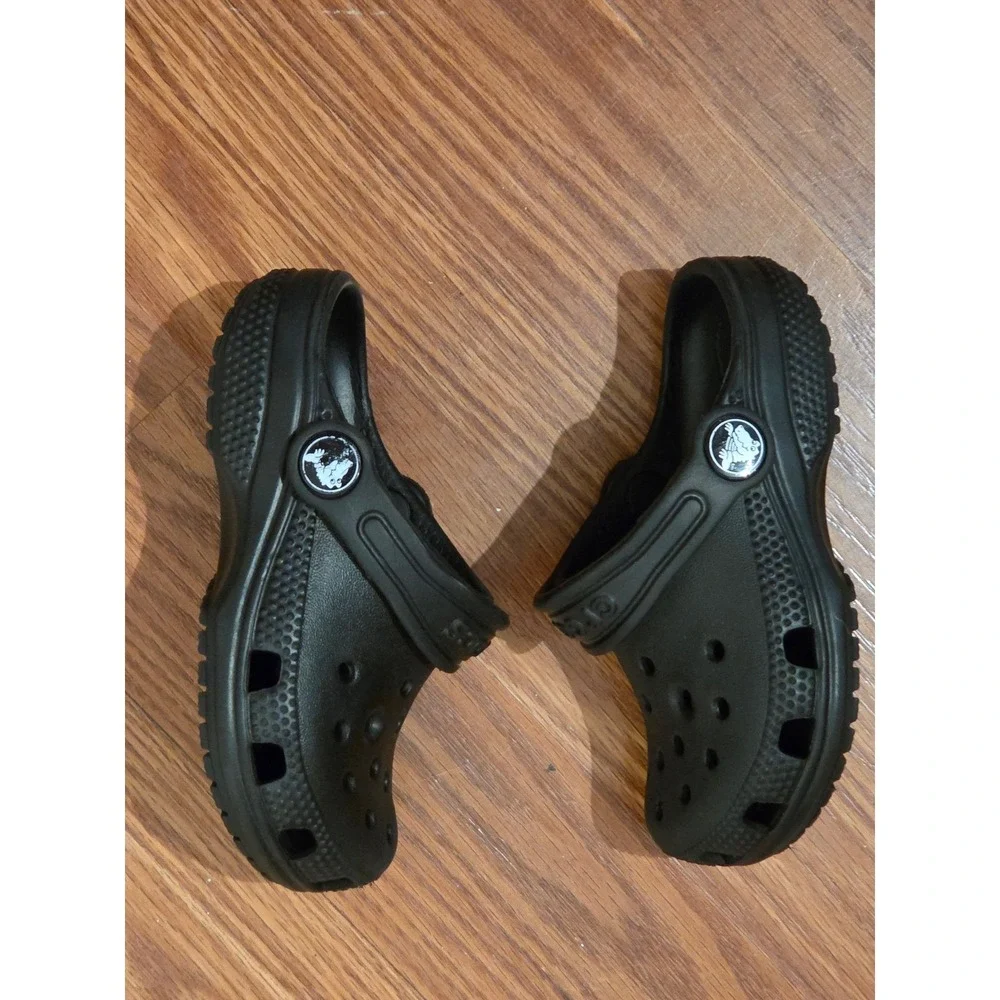 CROCS classic clogs